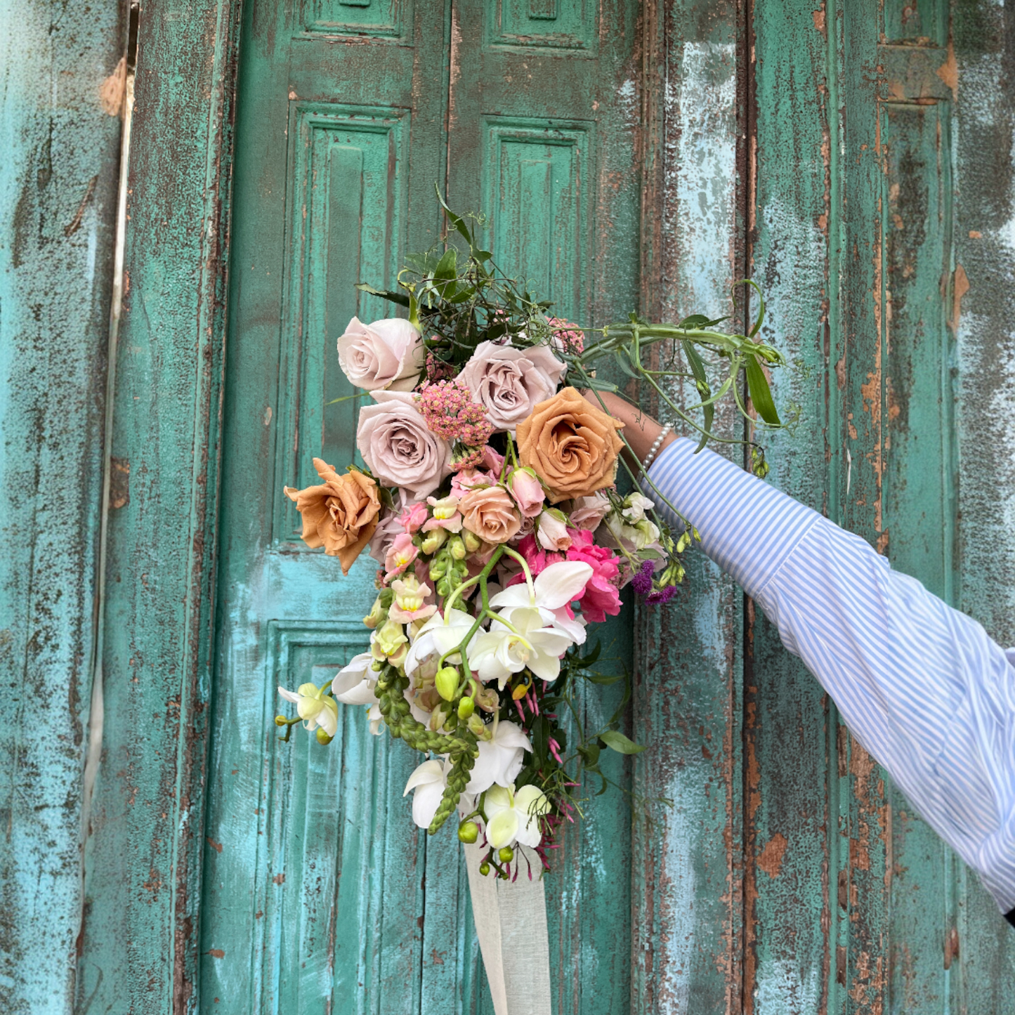 BOUQUET CASCADA- VINTAGE